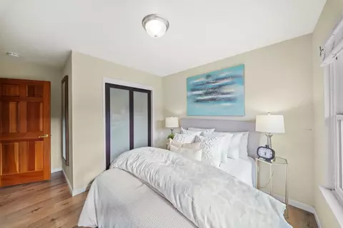 Bedroom - 1050 Yosemite Dr, Pacifica, CA 94044 photo 2 of 9