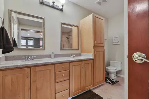 Bath - 1050 Yosemite Dr, Pacifica, CA 94044 photo 8 of 8