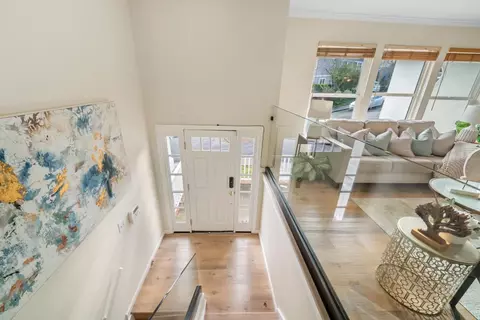 Entry Way - 1050 Yosemite Dr, Pacifica, CA 94044 photo 1 of 3