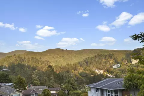 Other - 1050 Yosemite Dr, Pacifica, CA 94044 photo 3 of 8