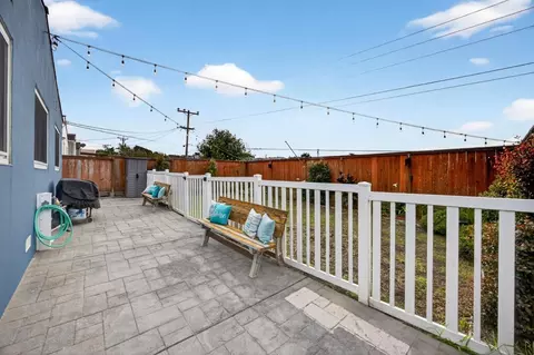 Exterior - 422 Andover Dr, Pacifica, CA 94044 photo 7 of 19