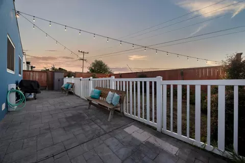 Exterior - 422 Andover Dr, Pacifica, CA 94044 photo 6 of 19