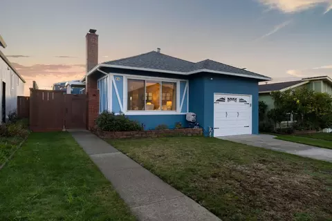 422 Andover Dr, Pacifica, CA 94044