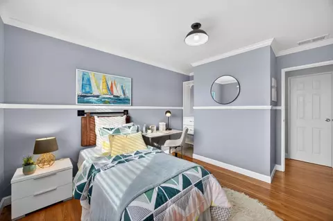 Bedroom - 422 Andover Dr, Pacifica, CA 94044 photo 9 of 10