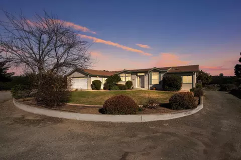 10114 Reese Cir, Salinas, CA 93907