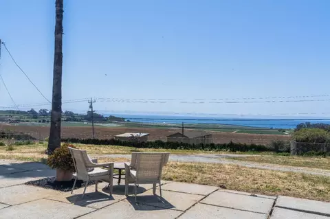 706 San Andreas Rd, Watsonville, CA 95076