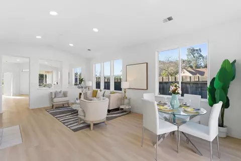 Living - 9190 Avezan Way, Gilroy, CA 95020 photo 5 of 5