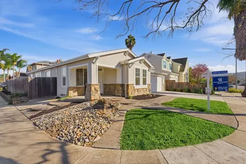 Exterior - 9190 Avezan Way, Gilroy, CA 95020 photo 3 of 6
