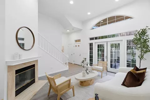 444 San Antonio Rd 12b, Palo Alto, CA 94306