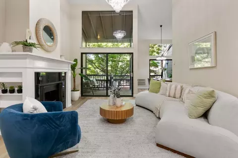 1963 Rock St 24, Mountain View, CA 94043