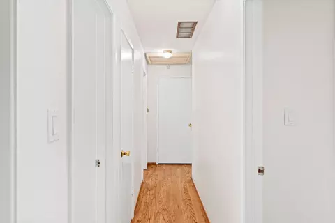Entry Way - 751 W 6th St, Gilroy, CA 95020 photo 3 of 3