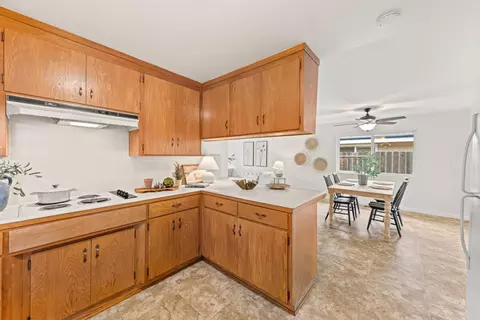 Kitchen - 751 W 6th St, Gilroy, CA 95020 photo 4 of 5