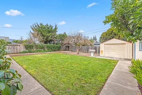 Exterior - 751 W 6th St, Gilroy, CA 95020 photo 8 of 16