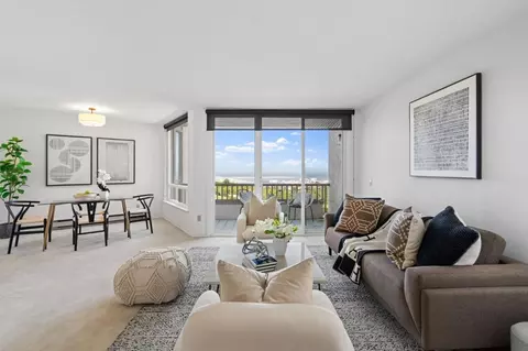 320 Vallejo Dr 22, Millbrae, CA 94030