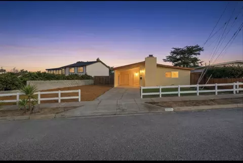 359 Reindollar Ave, Marina, CA 93933