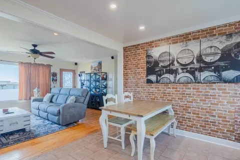 Dining - 2080 Buchanan St, Seaside, CA 93955 photo 1 of 1