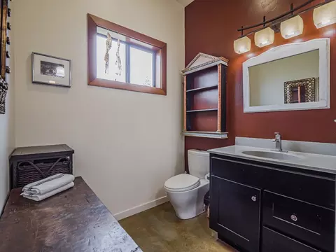 Bath - 1584 Tindall Ranch Rd, Corralitos, CA 95076 photo 5 of 5