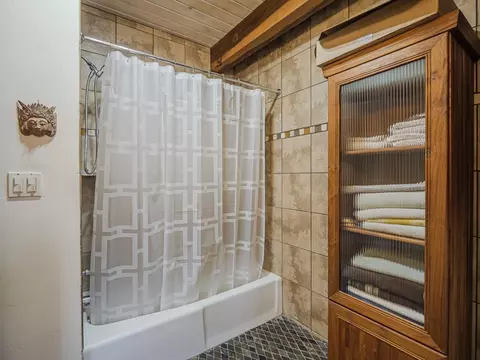 Bath - 1584 Tindall Ranch Rd, Corralitos, CA 95076 photo 2 of 5