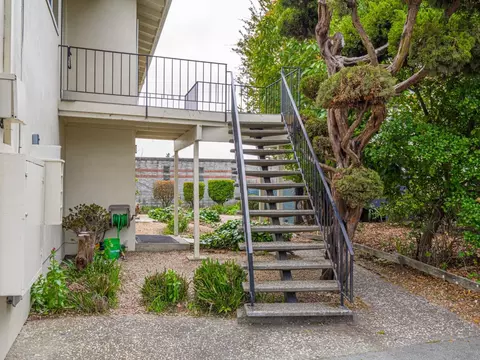 Exterior - 5058 Wilder Dr, Soquel, CA 95073 photo 6 of 29