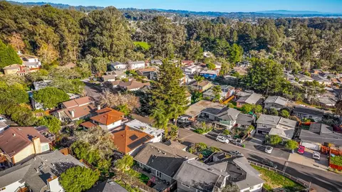 View/Area - 5425 Jigger Dr, Soquel, CA 95073 photo 7 of 8
