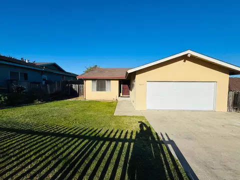 Exterior - 3003 Crescent St, Marina, CA 93933 photo 2 of 3