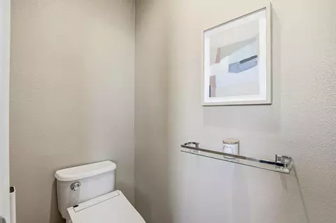 Bath - 45 Angra Way, Gilroy, CA 95020 photo 4 of 5