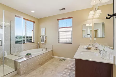 Bath - 45 Angra Way, Gilroy, CA 95020 photo 5 of 5