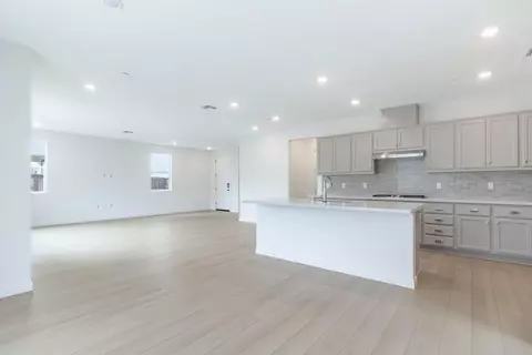 Living - 17014 Tupper St, Lathrop, CA 95330 photo 3 of 6