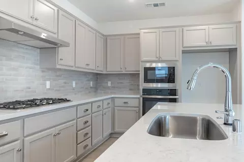 Kitchen - 17014 Tupper St, Lathrop, CA 95330 photo 3 of 3