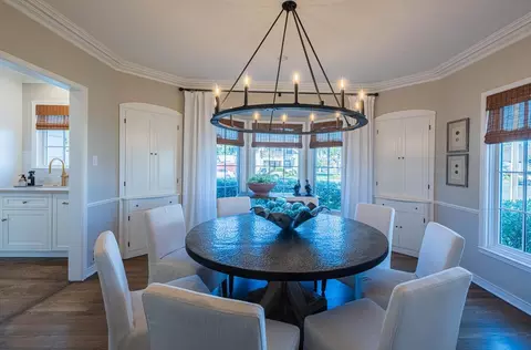 Dining - 202 Pine St, Salinas, CA 93901 photo 2 of 6