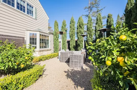 Exterior - 202 Pine St, Salinas, CA 93901 photo 17 of 23