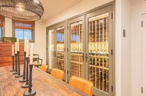 Dining - 202 Pine St, Salinas, CA 93901 photo 5 of 6