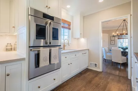 Kitchen - 202 Pine St, Salinas, CA 93901 photo 7 of 8