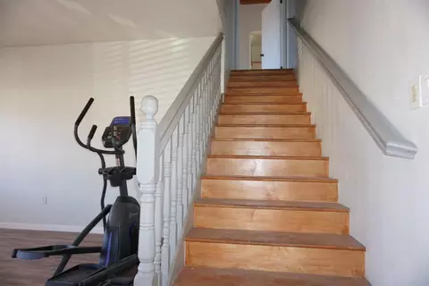 Entry Way - 1016 Lombardy Dr, Modesto, CA 95351 photo 1 of 3