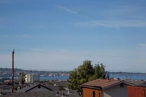 View/Area - 1336 Luxton St, Seaside, CA 93955 photo 1 of 2
