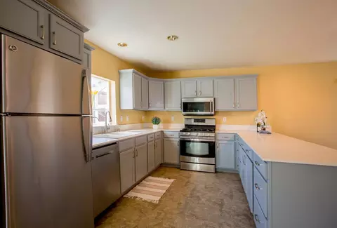 Kitchen - 1336 Luxton St, Seaside, CA 93955 photo 2 of 4