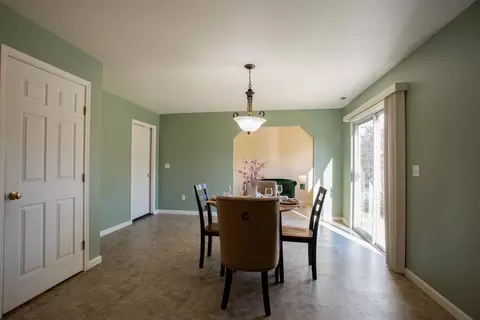 Dining - 1336 Luxton St, Seaside, CA 93955 photo 1 of 5