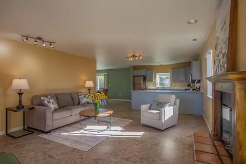 Living - 1336 Luxton St, Seaside, CA 93955 photo 2 of 7