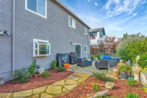 Exterior - 1336 Luxton St, Seaside, CA 93955 photo 5 of 6