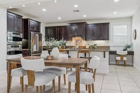 Dining - 803 Sunrise Dr, Gilroy, CA 95020 photo 4 of 6