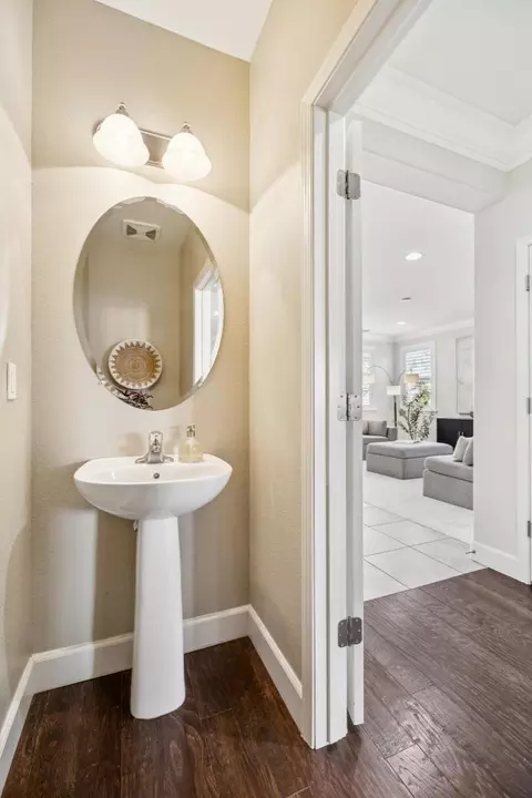 Entry Way - 803 Sunrise Dr, Gilroy, CA 95020 photo 6 of 12
