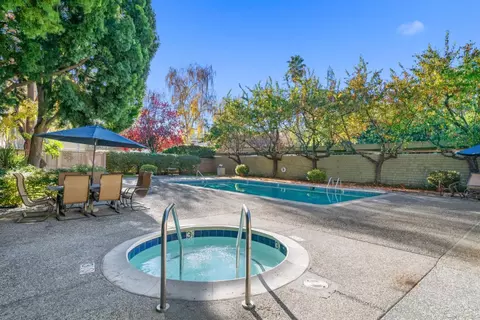 Exterior - 280 Easy St 403, Mountain View, CA 94043 photo 5 of 6