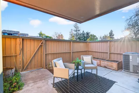 Exterior - 286 Hackamore Cmn, Fremont, CA 94539 photo 1 of 3