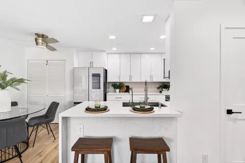Kitchen - 286 Hackamore Cmn, Fremont, CA 94539 photo 1 of 5