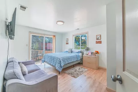 Bedroom - 336 Rainier Dr, Salinas, CA 93906 photo 2 of 5
