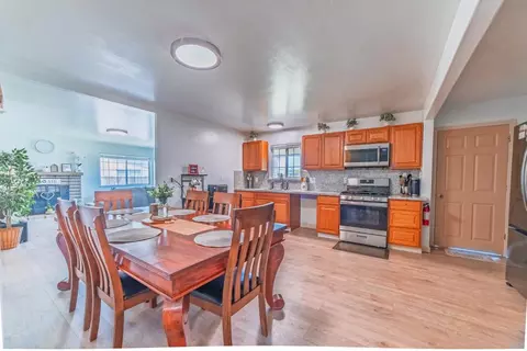 Dining - 336 Rainier Dr, Salinas, CA 93906 photo 2 of 2