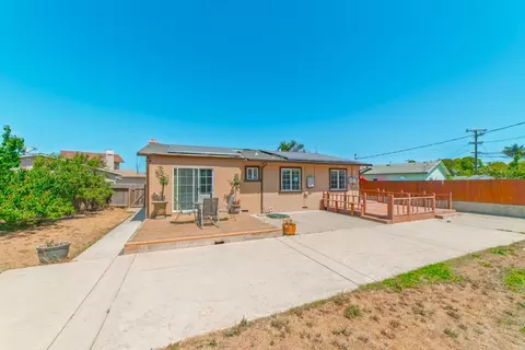 Exterior - 336 Rainier Dr, Salinas, CA 93906 photo 7 of 9