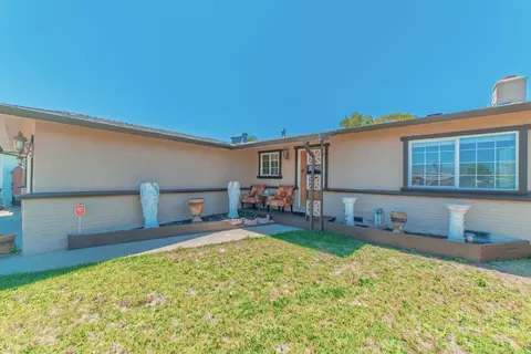 Exterior - 336 Rainier Dr, Salinas, CA 93906 photo 3 of 9