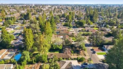 643 Jay St, Los Altos, CA 94022 photo 28