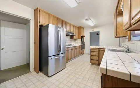 643 Jay St, Los Altos, CA 94022 photo 14
